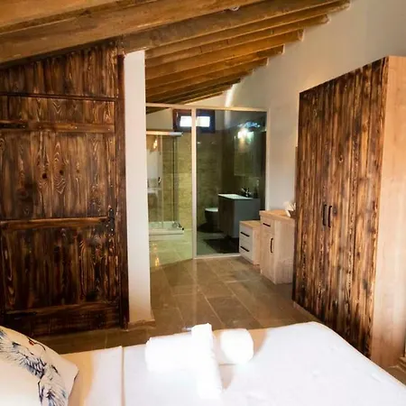 Nuriye Alacati Hotel *